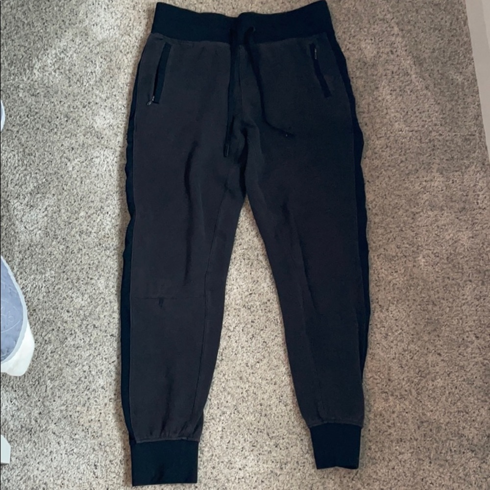 Black lululemon sweatpants